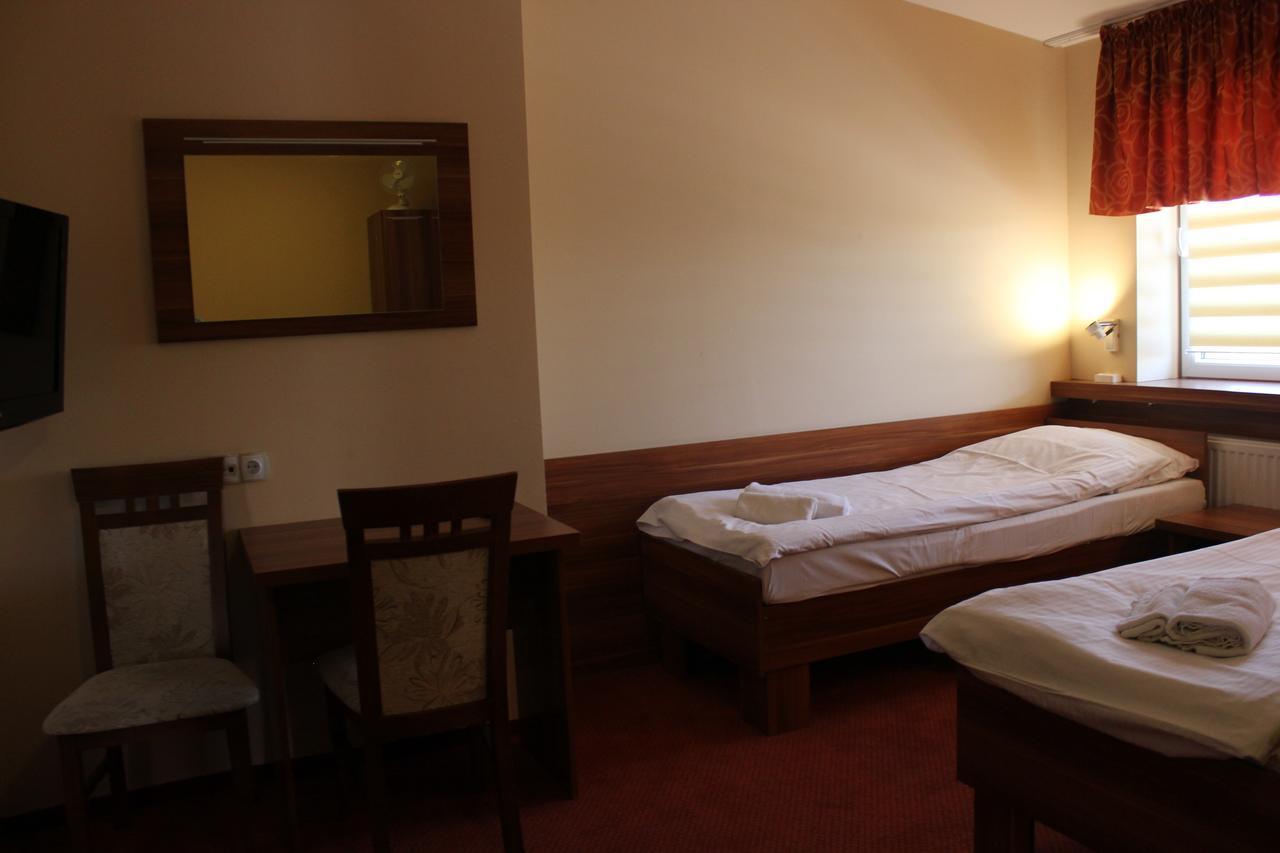 Hotel-24 Плоцк Экстерьер фото